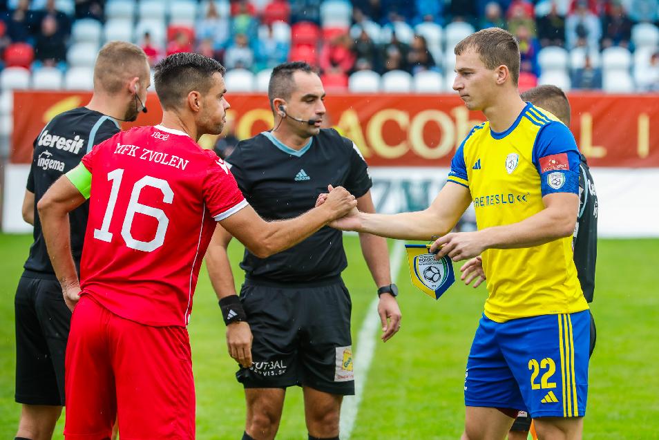 Divoké derby skončilo remízou